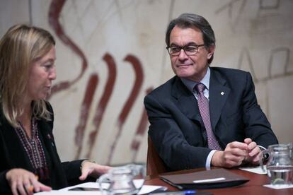 Neus Munté i Artur Mas, durant una reunió del Govern.