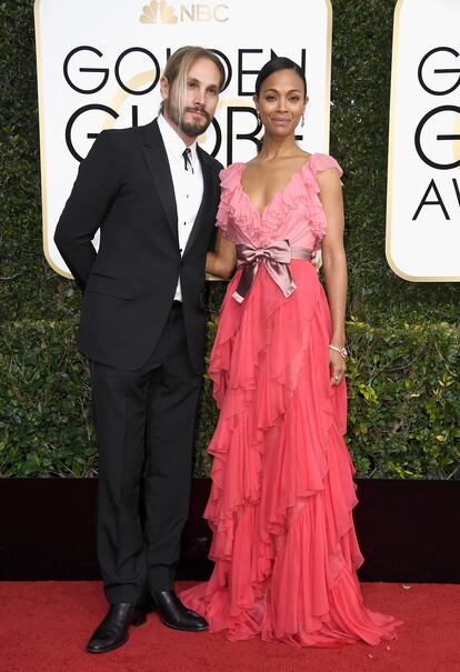 Zoe Saldana, vestida por Gucci, y Marco Perego.