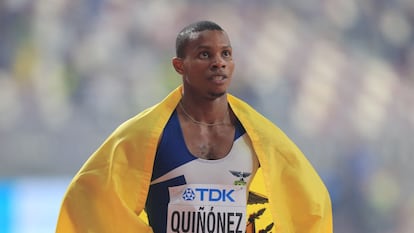 Alex Quiñónez, após ganhar a medalha de bronze da final dos 200m do Campeonato Mundial de Doha, em 2019.