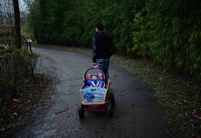 Refugiados iraquíes que huyeron de su país y cruzaron la ruta de los Balcanes hasta llegar a Leeuwarden, Países Bajos.