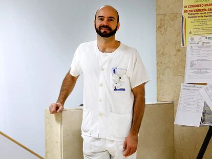 O médico Fernando da Rua, especialista em Medicina Tropical do hospital Carlos III de Madri.