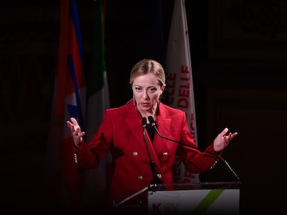 La primera ministra de Italia, Giorgia Meloni, durante un acto con responsables políticos locales y regionales en Turín, este martes.