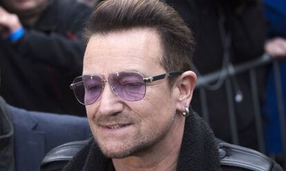 Bono sufre un accidente y suspende su actuación en "Tonight Show"