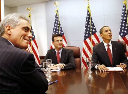 El presidente electo de Estados Unidos, Barack Obama, hoy durante la reunión con su equipo económico y algunos de sus asesores