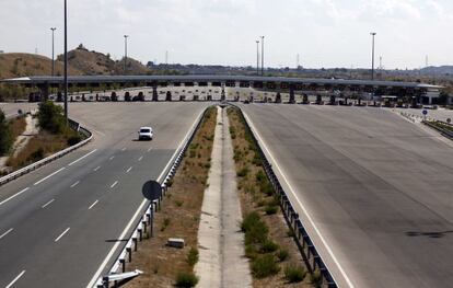 Playa de peajes de la autopista Radial 3.