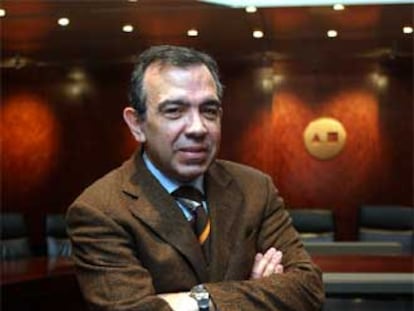 Roberto López, director general de la Caja de Ahorros del Mediterráneo