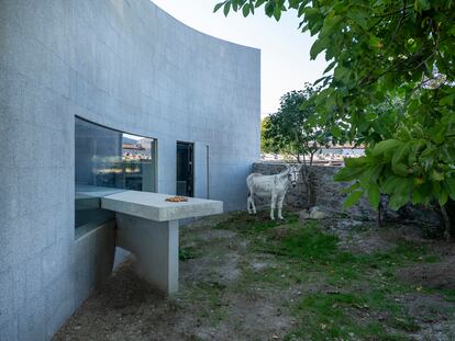 Antiguo huerto, ocupado actualmente por una pequeña vivienda rural.