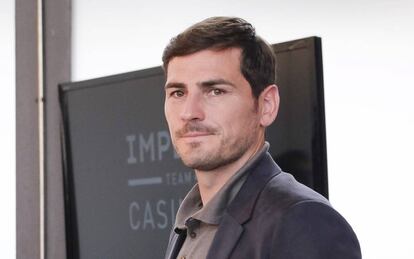 Iker Casillas presenta una nueva campaña como imagen de una firma de calzoncillos.