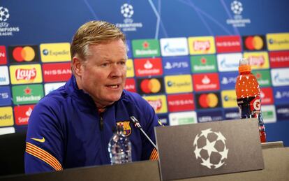 Koeman, en una rueda de prensa de la Champions de este curso.