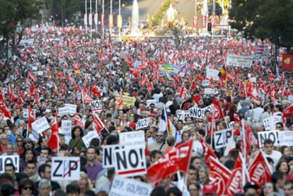 Manifestación en Madrid durante la jornada de huelga general convocada el 29 de septiembre de 2010 contra la reforma laboral aprobada por el Gobierno.
