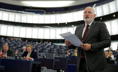 El vicepresidente de la Comisión Europea Frans Timmermans, durante una intervención en el Parlamento Europeo, hace tres semanas.