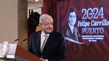 Andrés Manuel López Obrador durante la rueda de prensa matutina en Palacio Nacional.