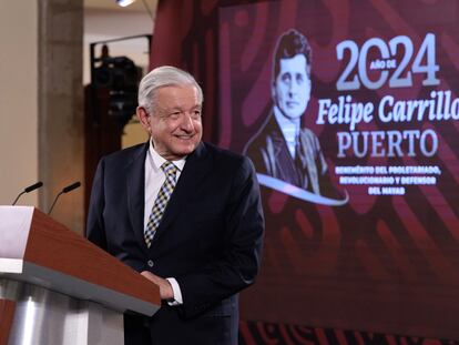 Andrés Manuel López Obrador durante la rueda de prensa matutina en Palacio Nacional.