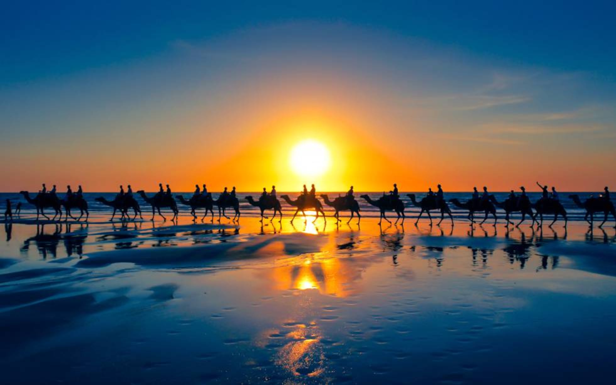 Los amaneceres y puestas de sol más bellos del mundo | Lonely | El Viajero | EL PAÍS