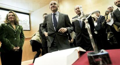 El ministro de Economía, Luis de Guindos, hoy, en la toma de posesión de altos cargos de su departamento.