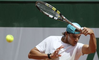 Rafael Nadal, durante un entrenamiento en París. 