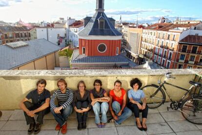 Ramón Durántez, Darío Negueruela, María Jesús Isabel, Ángela Matesanz, María López y Virginia López en la sede del Sindicato de Arquitectos.