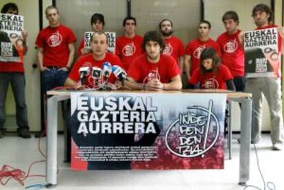 Aitor Olaizola y Urko Labaka, dos de los 15 miembros de Segi condenados por la Audiencia Nacional.