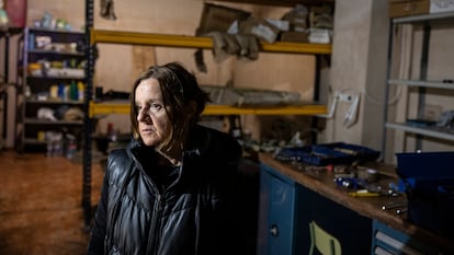 Maria Asencio, owner of a clothing boutique on Blasco Ibáñez Avenue in Catarroja. Her store and her home were flooded on October 29.