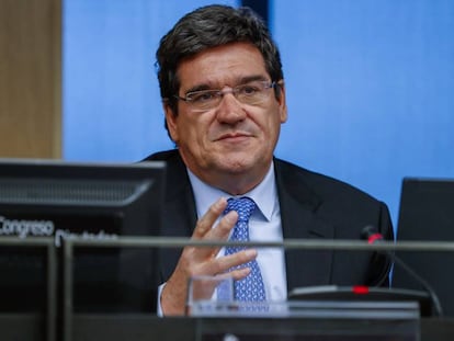 El presidente de la Autoridad Independiente de Responsabilidad Fiscal, José Luis Escrivá, en el Congreso de los Diputados.