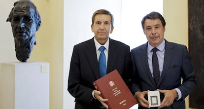Ignacio González junto a Manuel Moix.