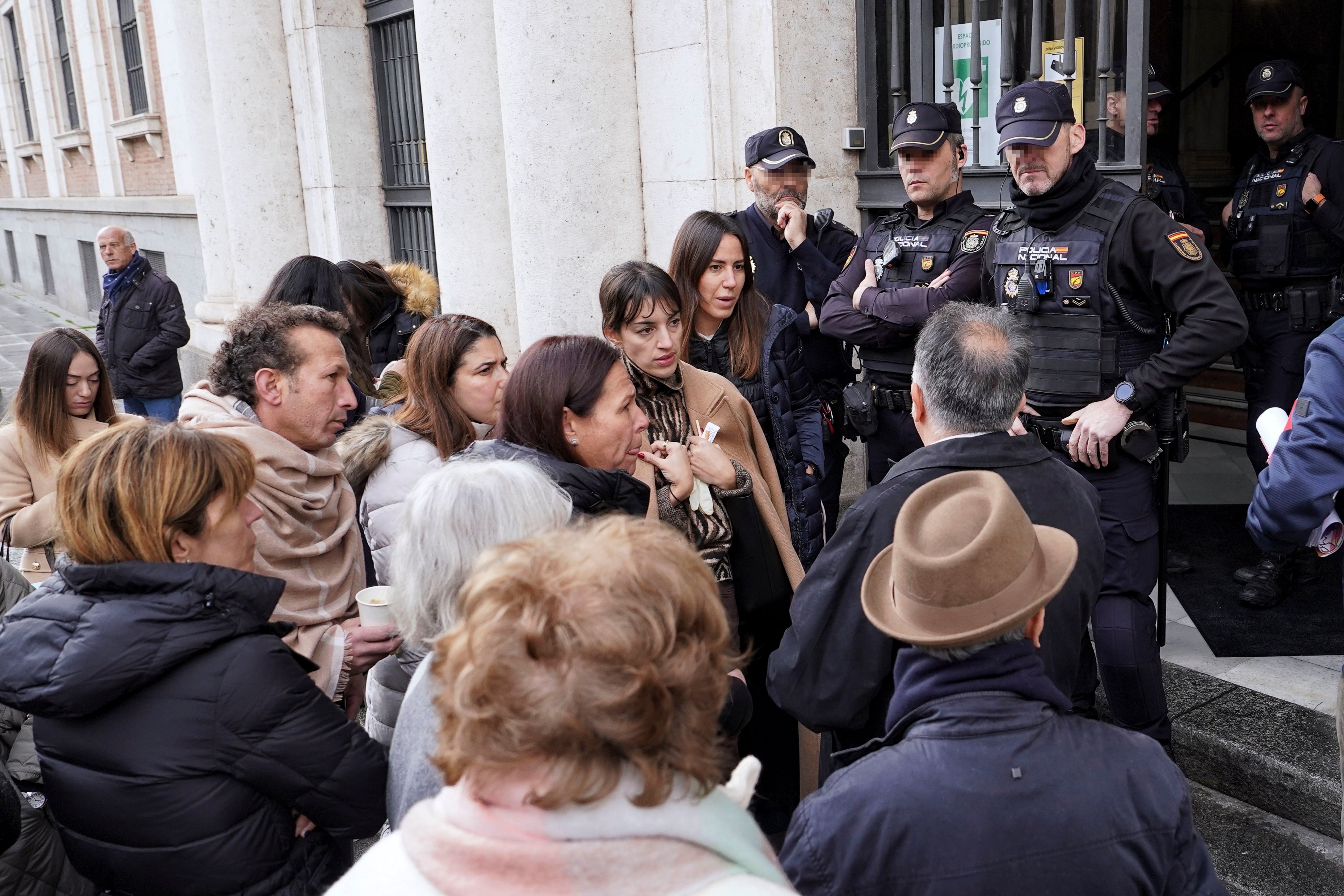 Condenado a prisión permanente revisable y 25 años de cárcel el hombre que mató a su pareja y a la hija de esta en Valladolid