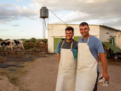 Productores de lácteos en Uruguay.