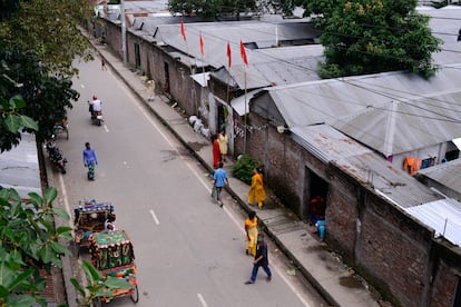 Una calle junto al burdel de Kandapara, en Tangail. 