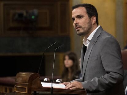 Alberto Garzón, durante su intervención en el debate de investidura.