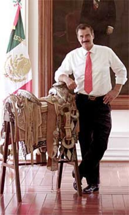 El presidente de México, Vicente Fox, en su residencia oficial de Los Pinos.