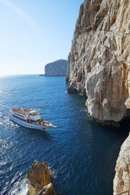 Acantilados de Capo Caccia, cerca del Alghero, en Cerdeña.