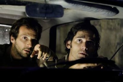 Mathieu Kassovitz y Eric Bana, en una escena de <i>Múnich,</i> de Steven Spielberg.