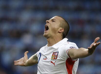 Sverkos celebra su gol, el del triunfo de la República Checa sobre Suiza en el partido inaugural de la Eurocopa.