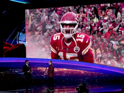 AP Most Valuable Player Kansas City Chiefs' Patrick Mahomes except his award on tape during the NFL Honors award show ahead of the Super Bowl 57 football game,Thursday, Feb. 9, 2023, in Phoenix.