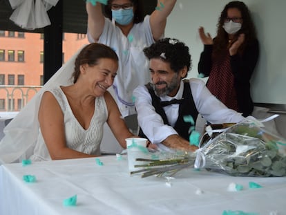 Boda improvisada en el hospital Vall d’Hebron de Barcelona