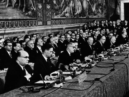 Firma del Tratado de Roma con el que se creó la Comunidad Económica Europea.