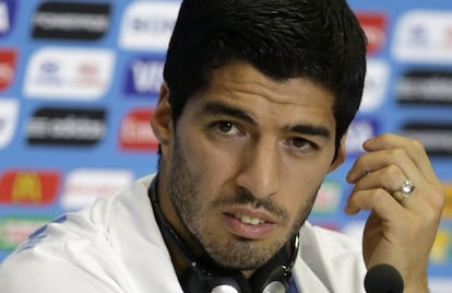 Luis Su&aacute;rez, durante una rueda de prensa.