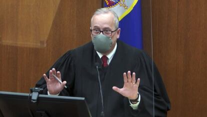 El juez del condado de Hennepin, Peter Cahill, preside una audiencia, el pasado 13 de abril.