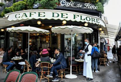 La terraza del Café de Flore de París este jueves.