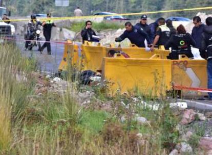 The bodies of four bus robbers were found on October 31 near the Mexican town of Lerma.