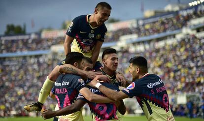 La celebraci&oacute;n del Am&eacute;rica tras marcar un gol. 