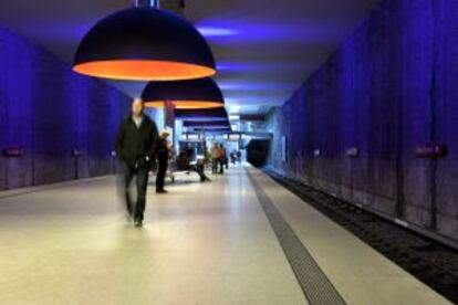 Estación de Westfriedhofd, en el metro de Múnich, Alemania.