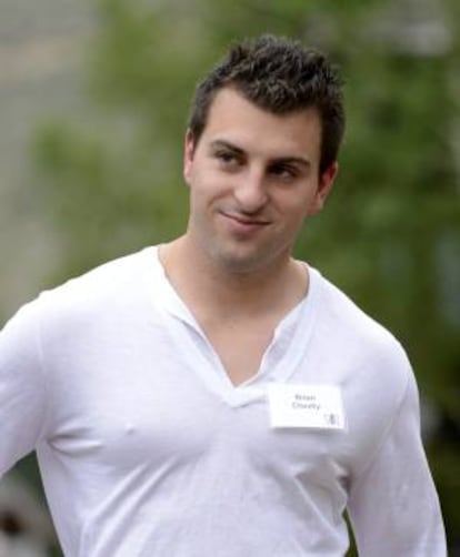 Airbnb fue fundada en 2008 por el emprendedor Brian Chesky (imagen), quien en seis años ha logrado crear un negocio valorado en 2.500 millones de dólares, con 500.000 propiedades disponibles y presencia en 190 países. EFE/Archivo