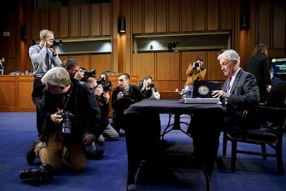 Jerome Powell, este martes antes de su comparecencia ante el Comité Bancario del Senado, en Washington.