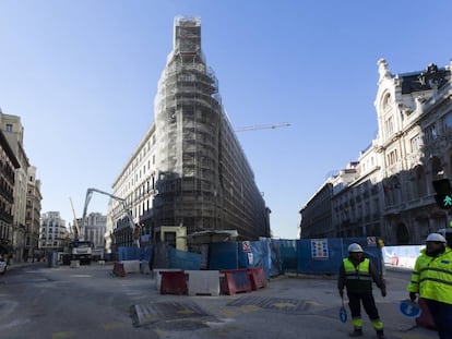 Obras del proyecto Canalejas, donde se instalará el primer Hotel Four Seasons.