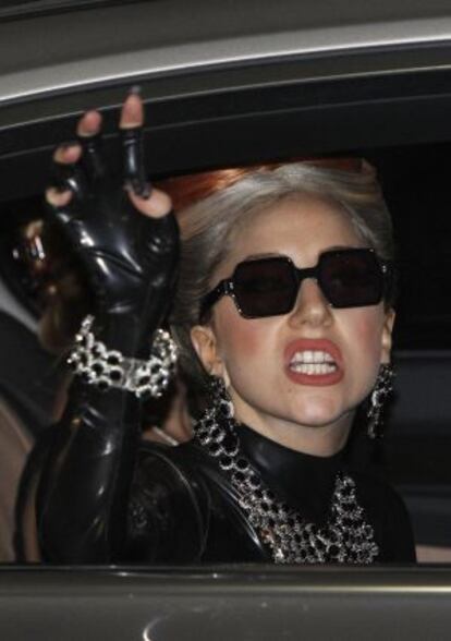 Lady Gaga, a su llegada al aeropuerto de Bangkok. 