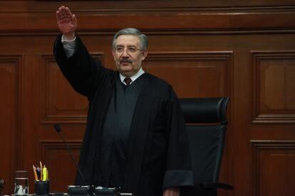 Luis María Aguilar jura el cargo de presidente de la Corte.