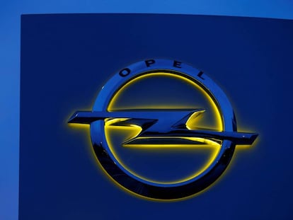 Logo de Opel en la sede de Ruesselsheim.