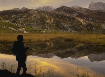 El lago de la Ercina, en el Parque Nacional de Covadonga, rincón predilecto de la actriz Paula Echevarría