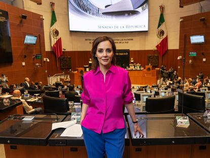 La senadora Lilly Téllez en las instalaciones del Senado de la República, en abril de 2022.